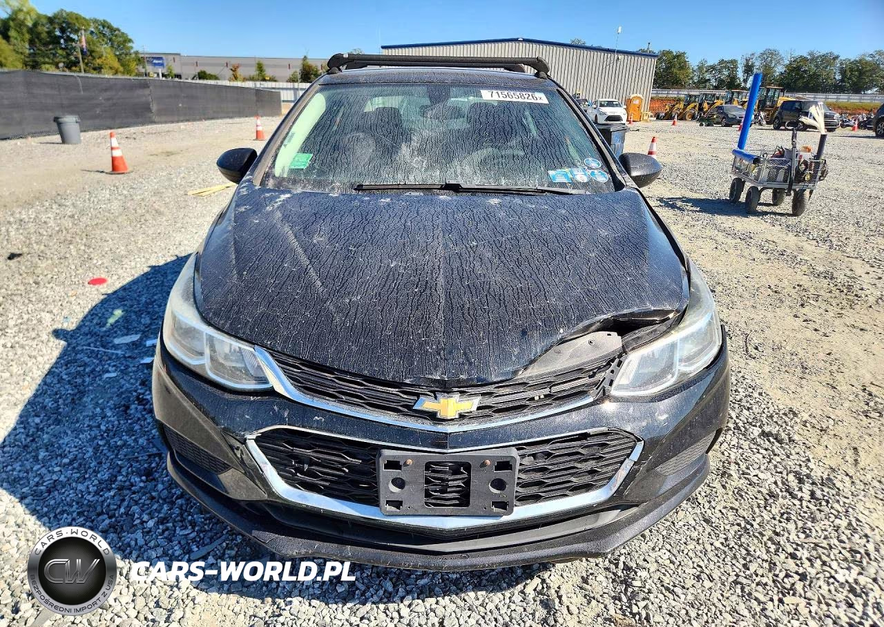 2017 Chevrolet Cruze Ls VIN:1G1BC5SM5H7274335 - 5