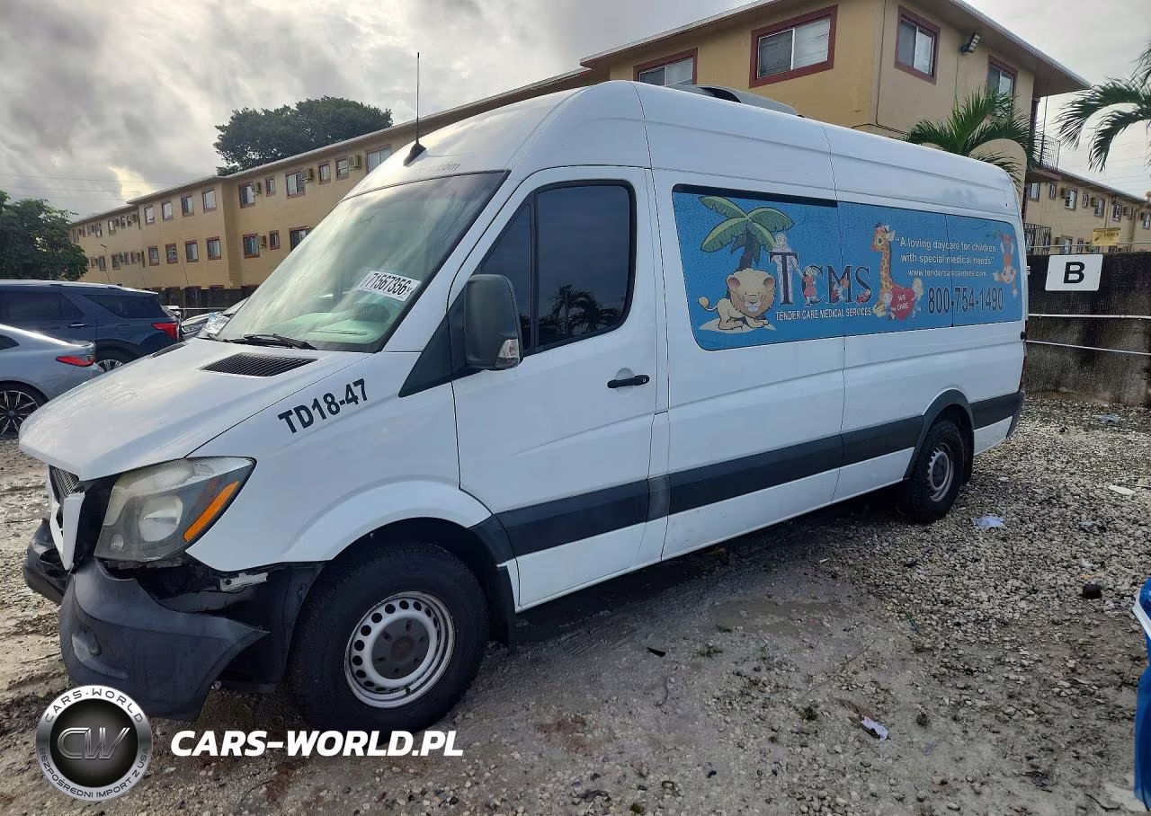 2018 Mercedes-Benz Sprinter 2500 VIN:WDZPE8CD8JP618219 - 1