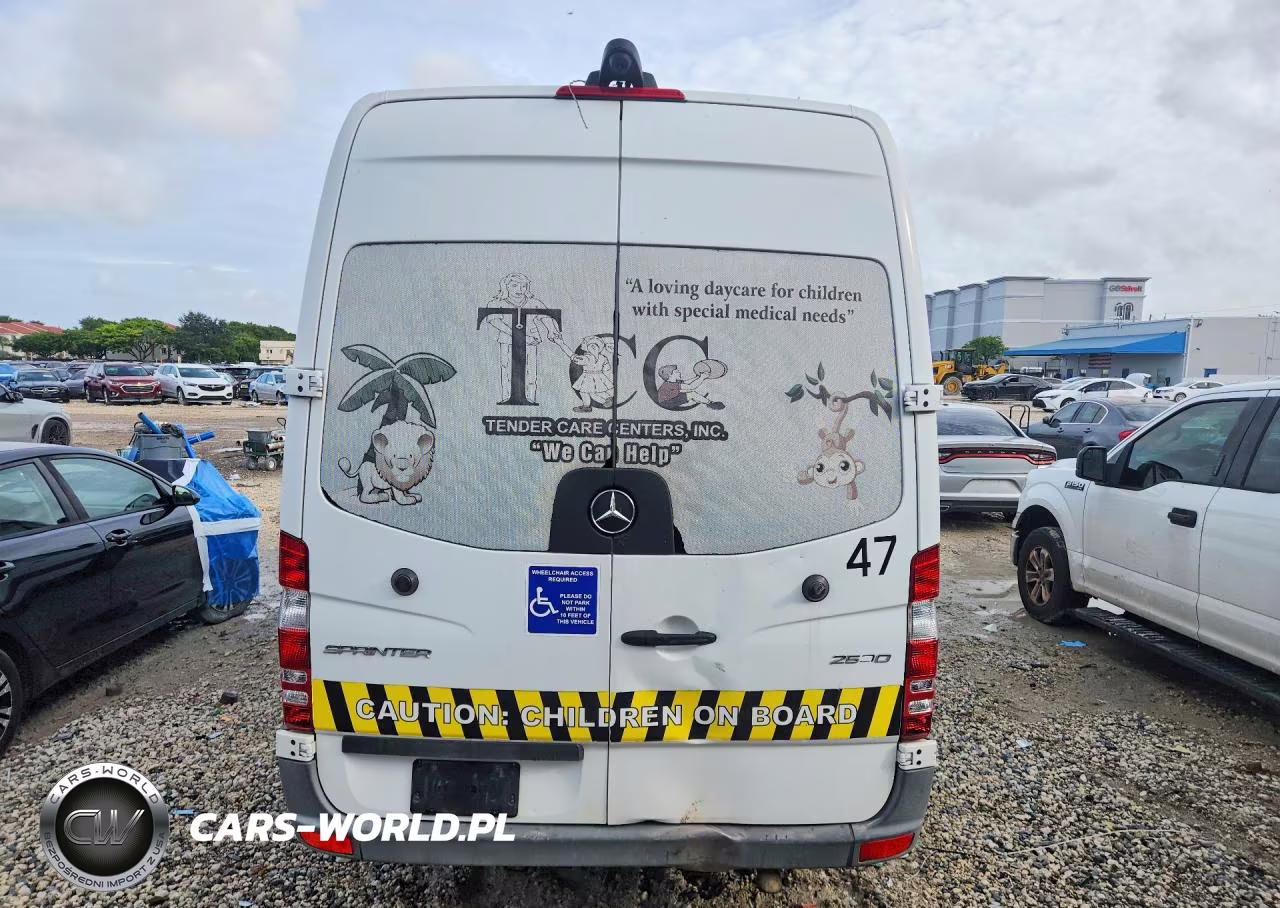 2018 Mercedes-Benz Sprinter 2500 VIN:WDZPE8CD8JP618219 - 6