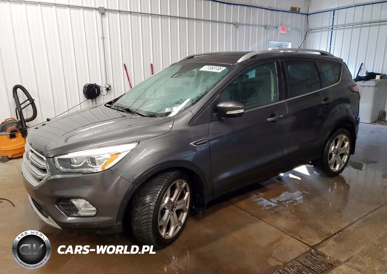 2017 Ford Escape Titanium – zdjęcie 1 z 13