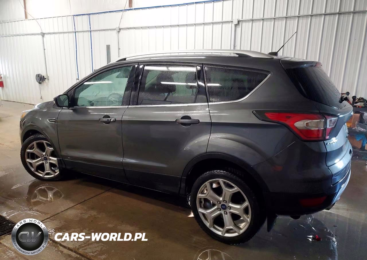 2017 Ford Escape Titanium VIN:1FMCU9J93HUA78713 - 2