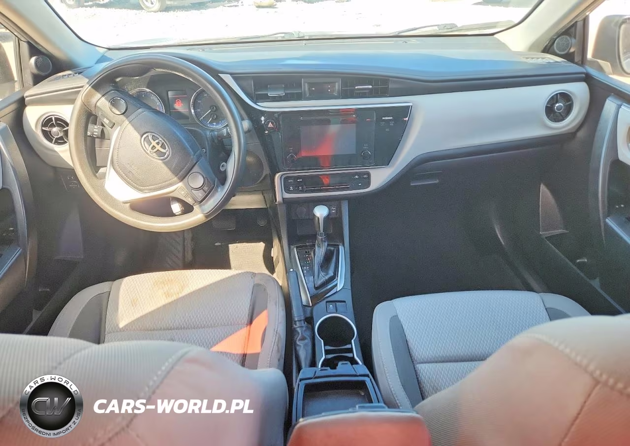 2017 Toyota Corolla Le VIN:5YFBURHE0HP668111 - 8