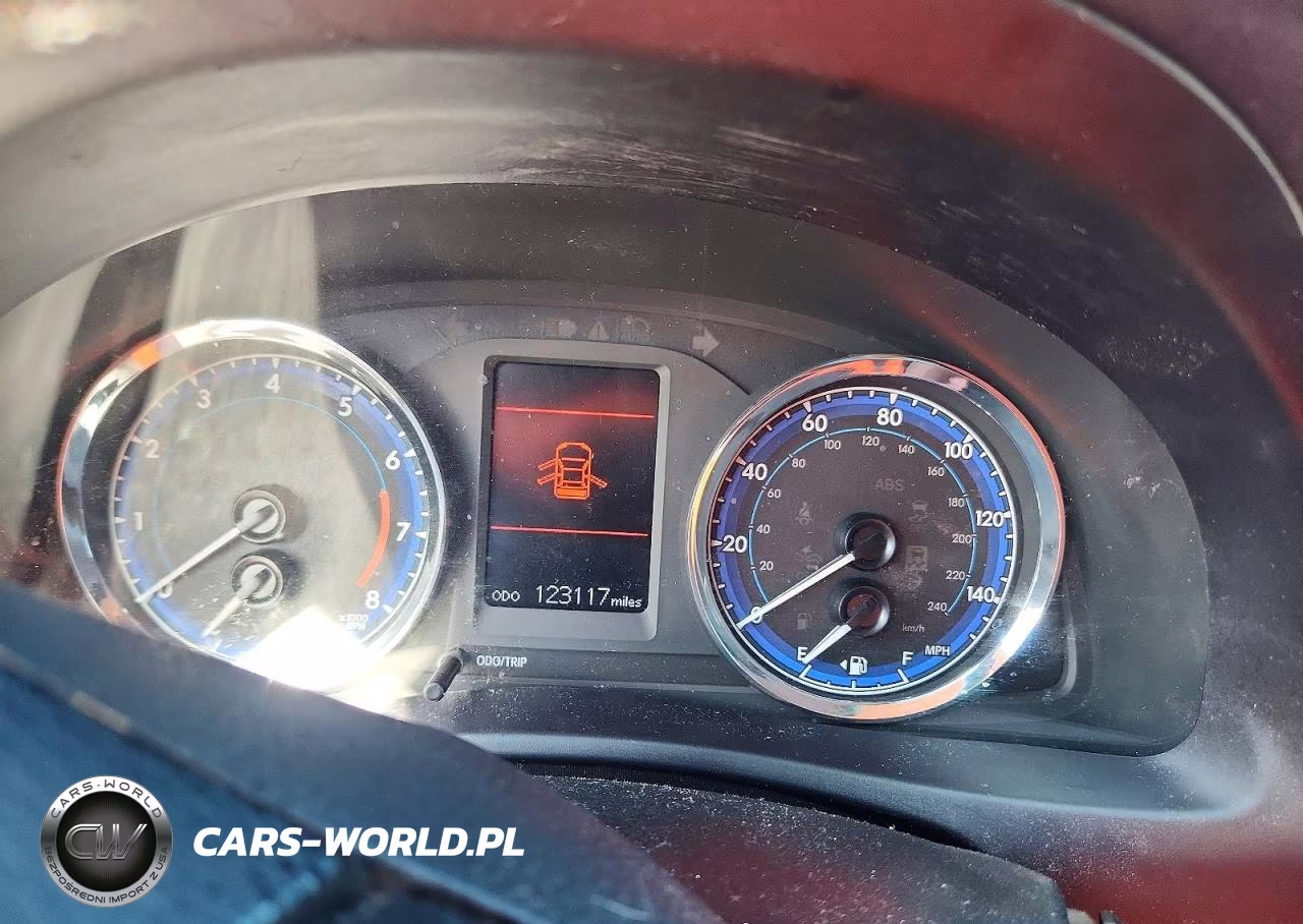 2017 Toyota Corolla Le VIN:5YFBURHE0HP668111 - 9