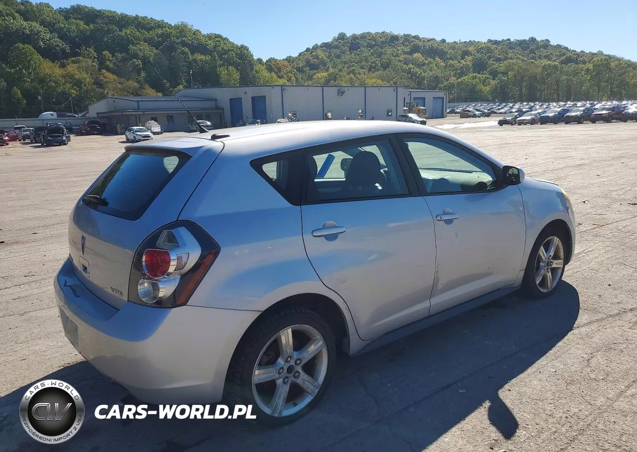 2009 Pontiac Vibe VIN:5Y2SP67019Z468938 - 3