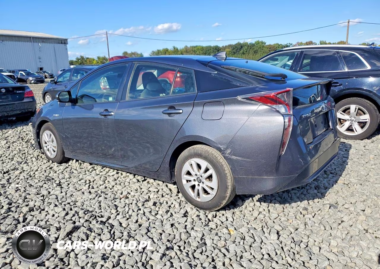2016 Toyota Prius Two VIN:JTDKBRFUXG3007953 - 2