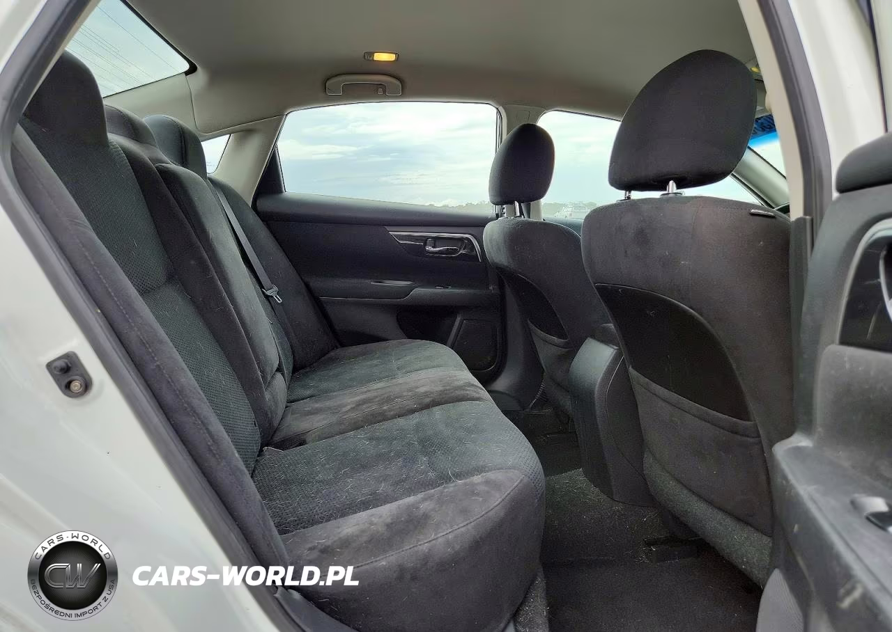 2014 Nissan Altima 2.5 S VIN:1N4AL3AP3EN351588 - 10