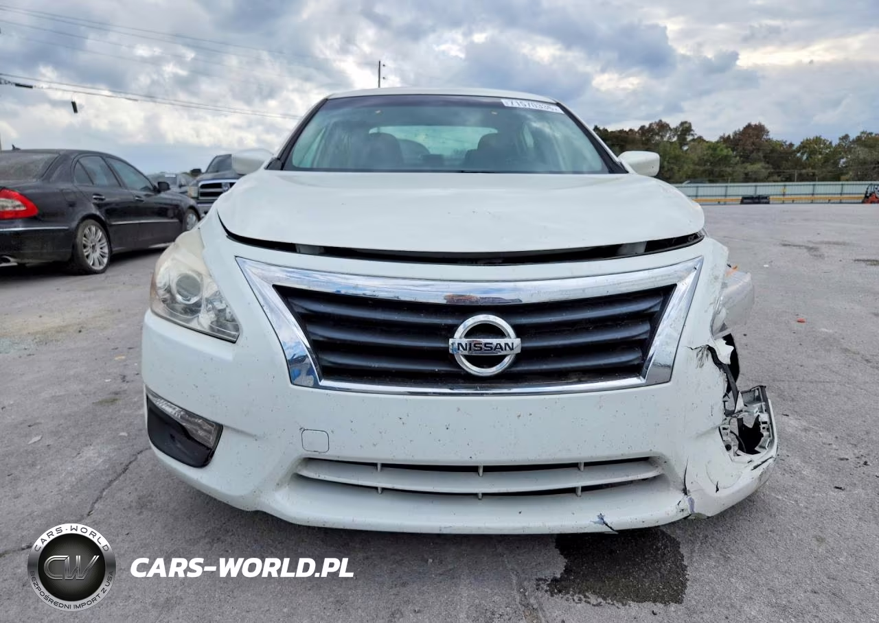 2014 Nissan Altima 2.5 S VIN:1N4AL3AP3EN351588 - 5