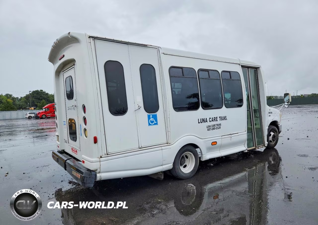 2011 Ford Econoline E450 Super Duty Cutaway Van VIN:1FDXE4FL8BDA27222 - 3