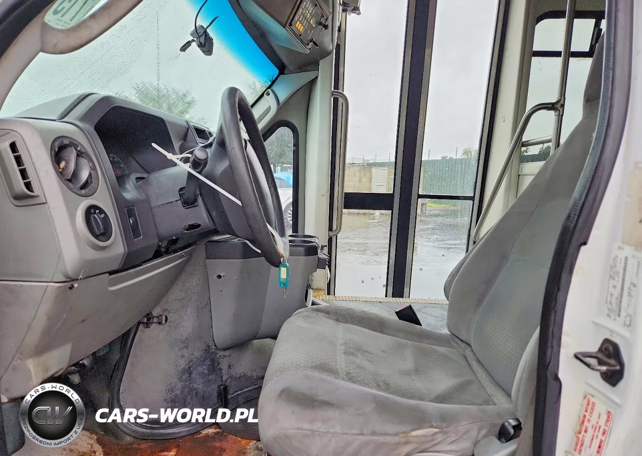 2011 Ford Econoline E450 Super Duty Cutaway Van VIN:1FDXE4FL8BDA27222 - 7