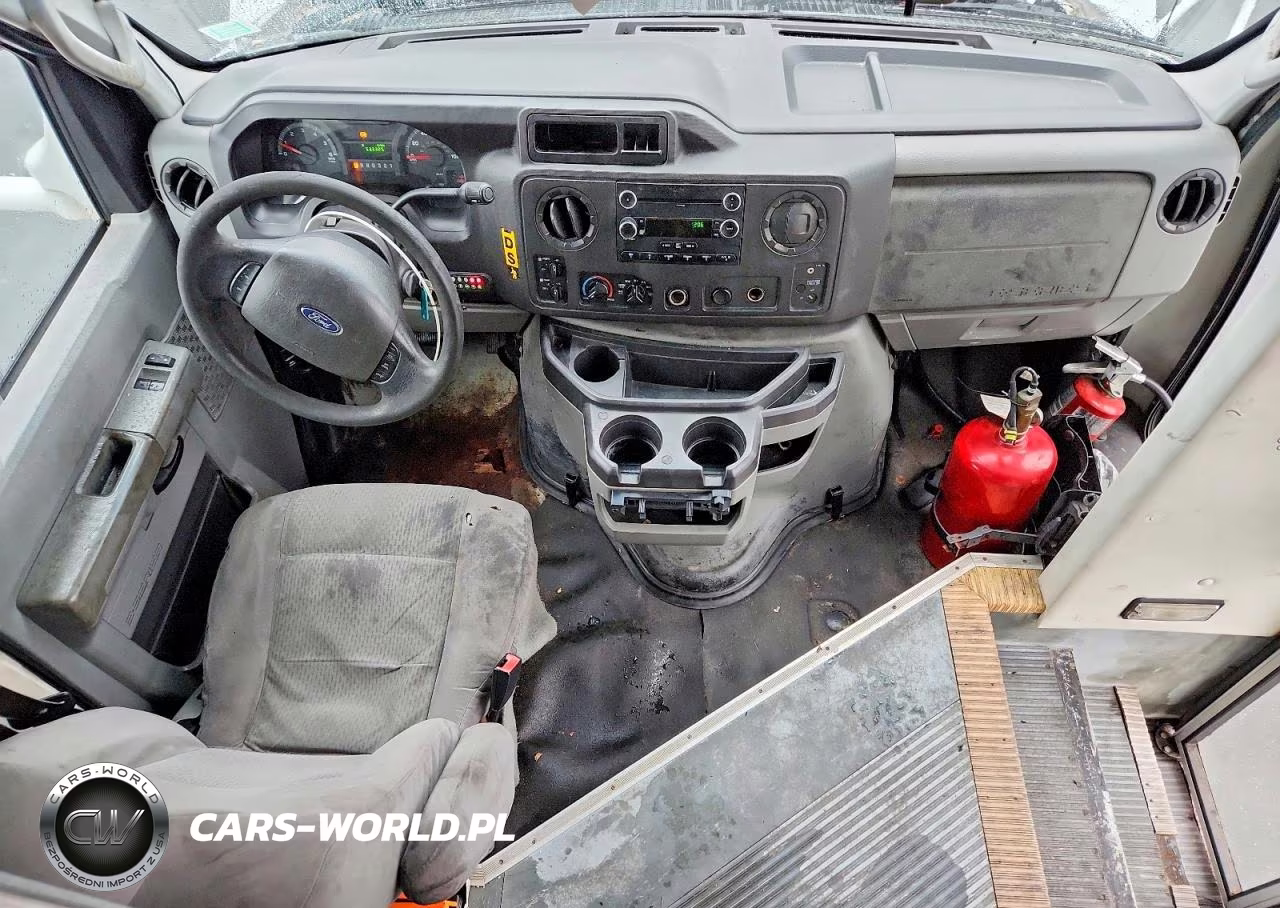 2011 Ford Econoline E450 Super Duty Cutaway Van VIN:1FDXE4FL8BDA27222 - 8