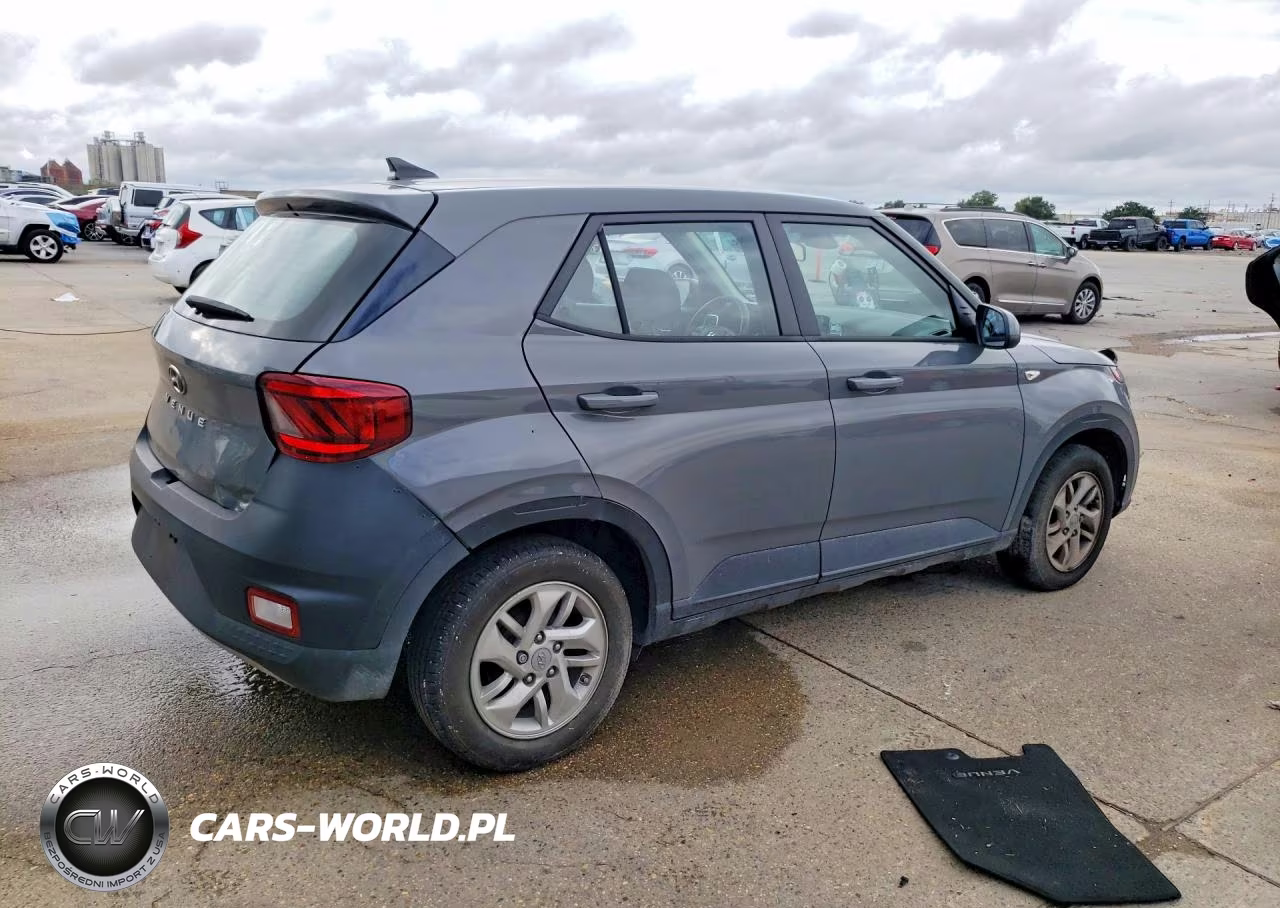 2021 Hyundai Venue Se VIN:KMHRB8A3XMU093810 - 3