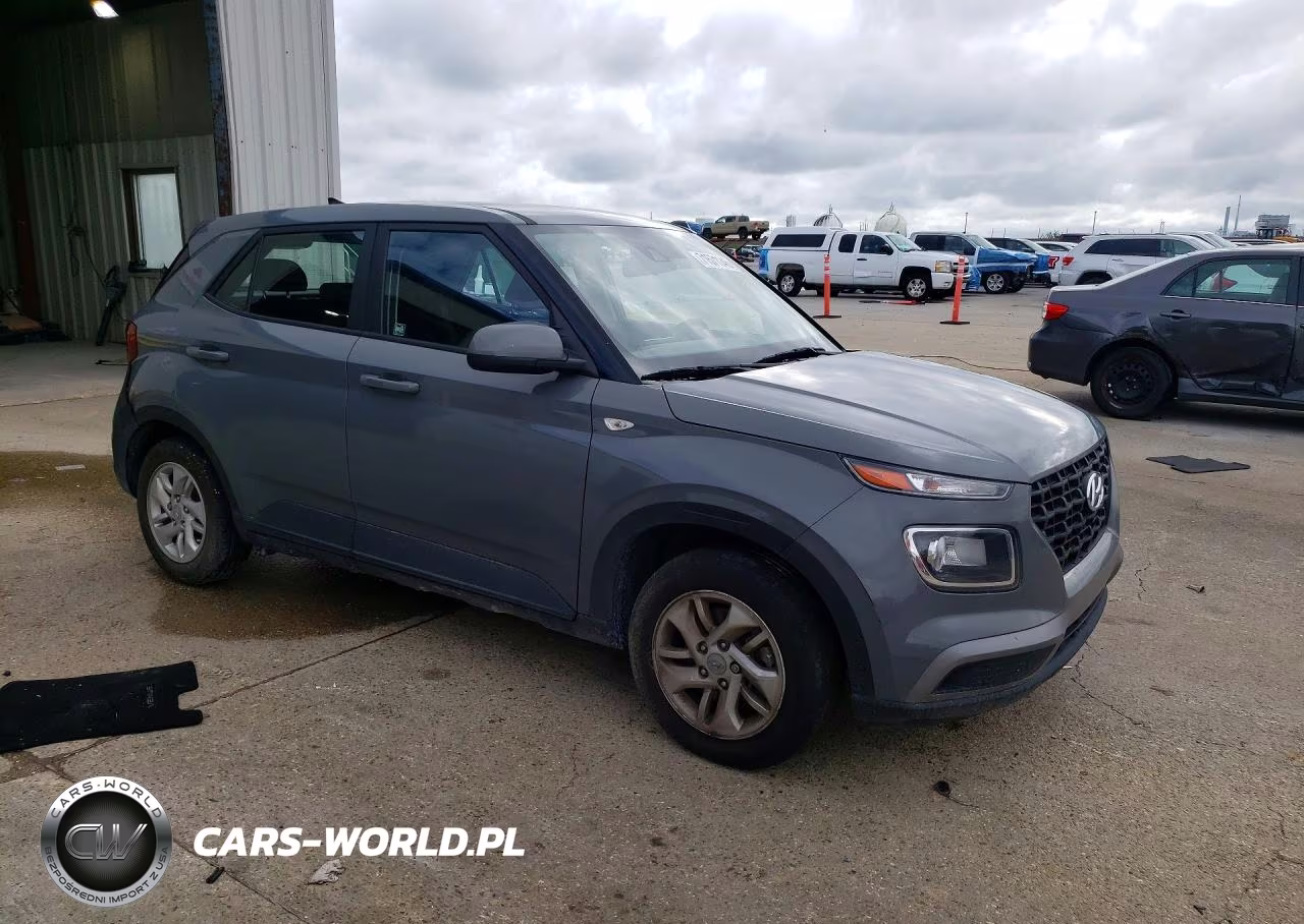 2021 Hyundai Venue Se VIN:KMHRB8A3XMU093810 - 4