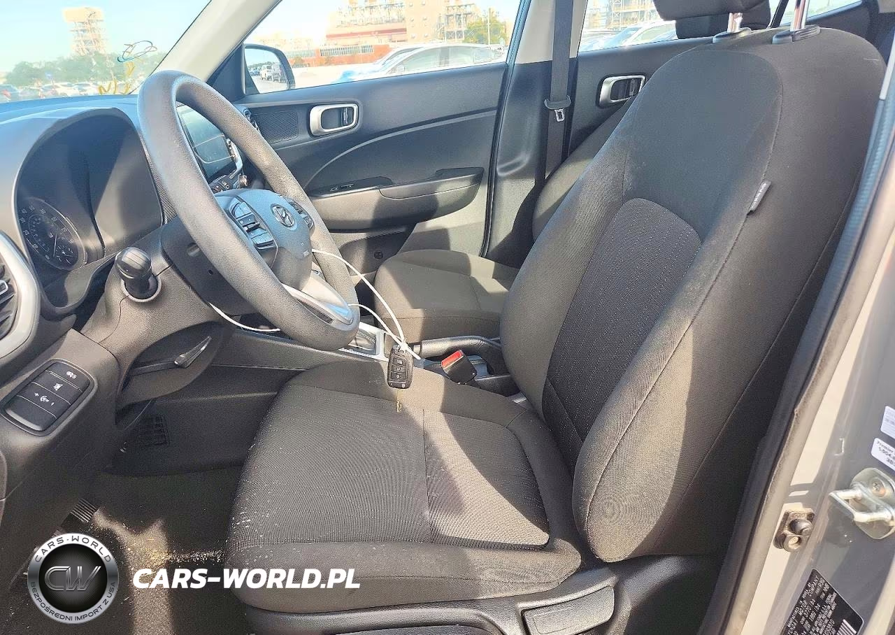 2021 Hyundai Venue Se VIN:KMHRB8A3XMU093810 - 7