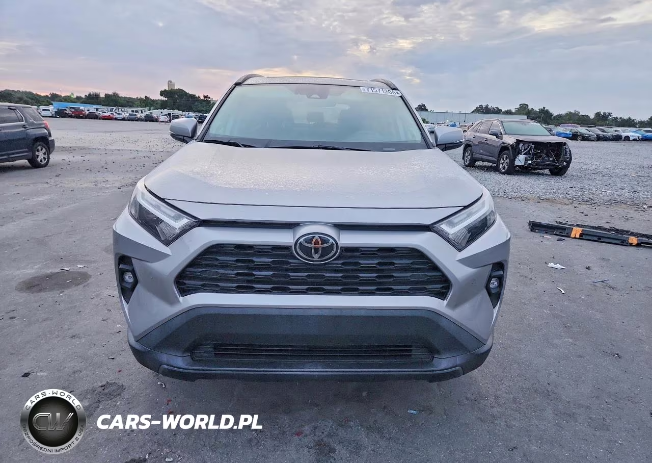 2023 Toyota Rav4 Xle Premium VIN:2T3C1RFV1PC251473 - 5