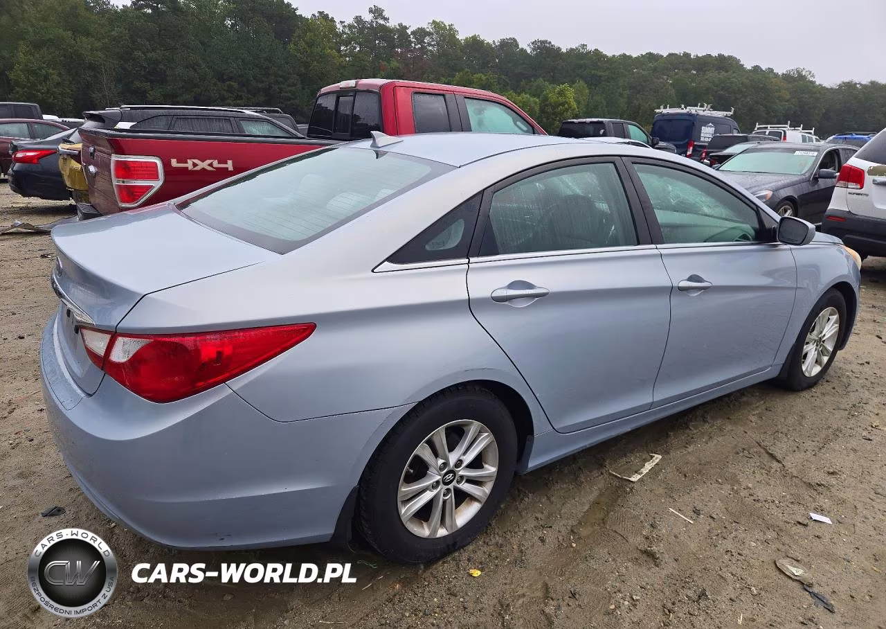 2012 Hyundai Sonata Gls VIN:5NPEB4AC6CH399570 - 3