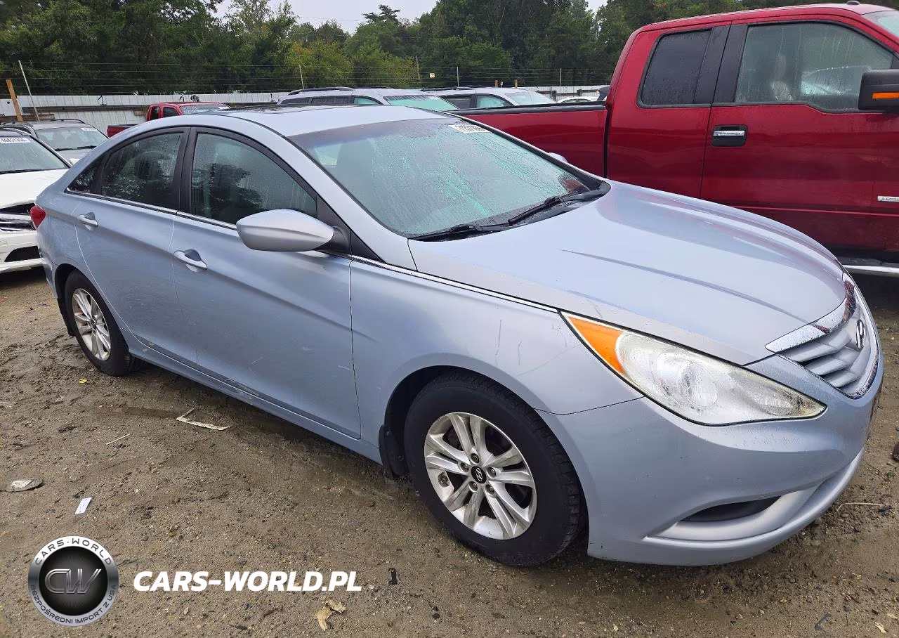 2012 Hyundai Sonata Gls VIN:5NPEB4AC6CH399570 - 4