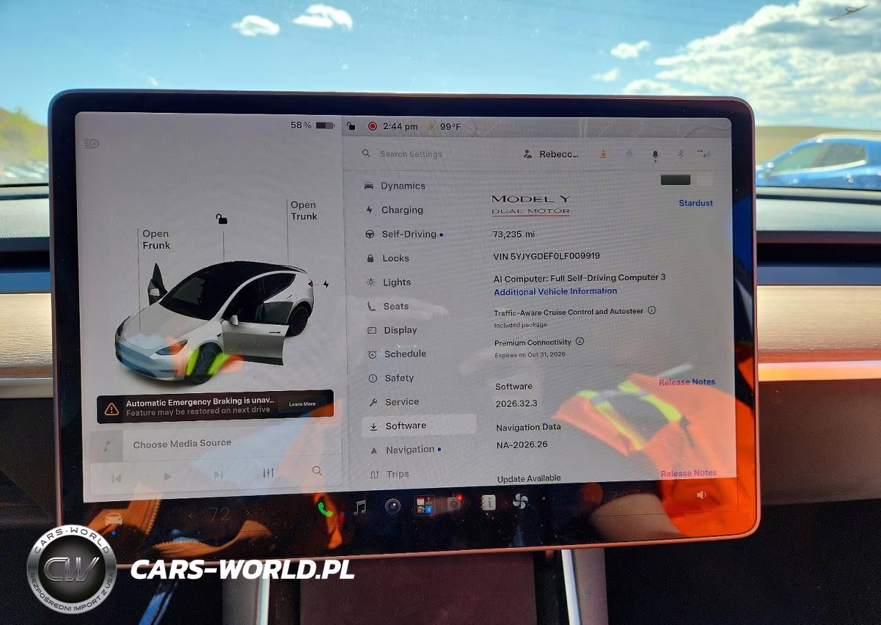 2020 Tesla Model Y VIN:5YJYGDEF0LF009919 - 9