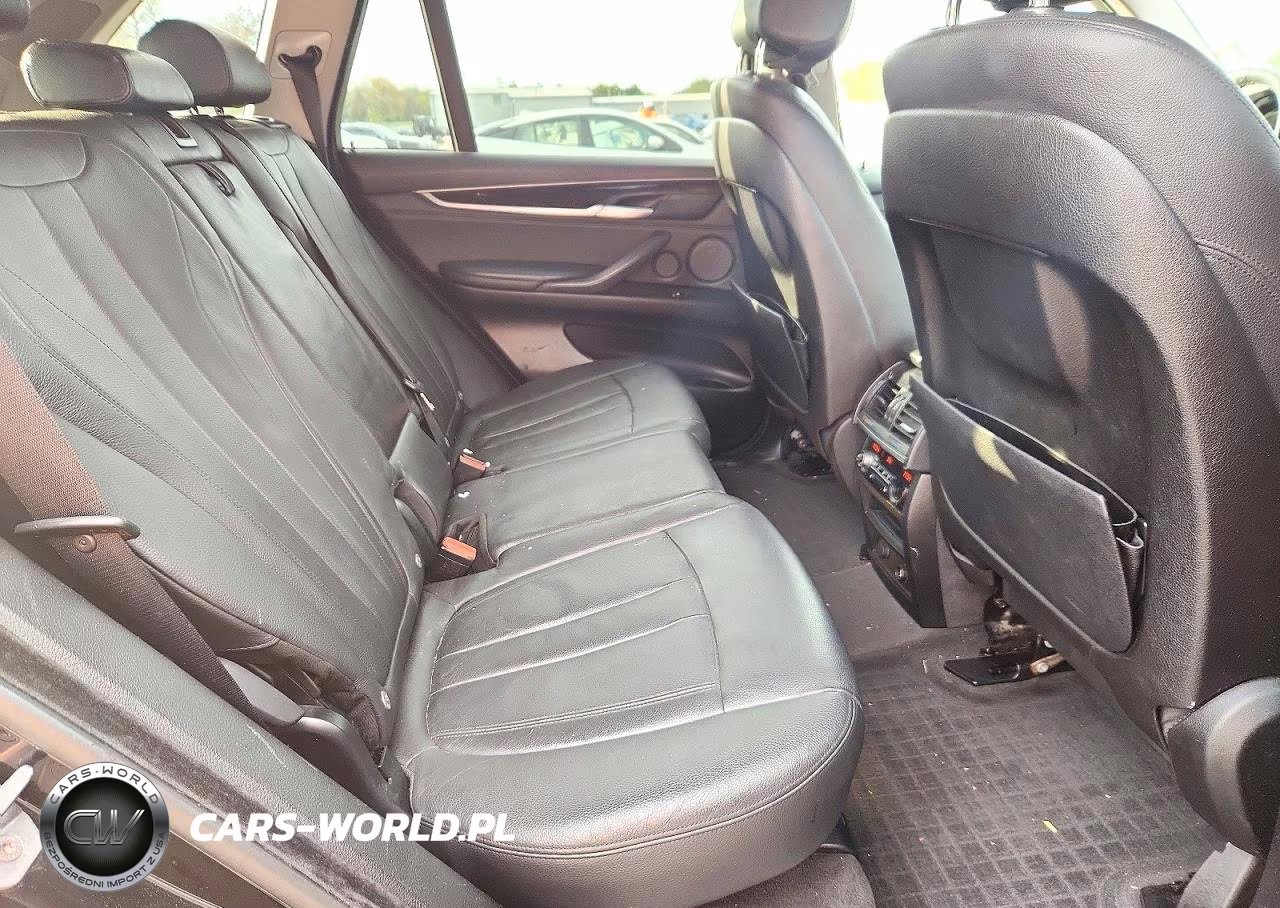 2016 BMW X5 xDrive35I VIN:5UXKR0C51G0P21507 - 11