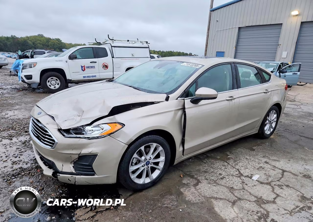 2019 Ford Fusion Se – zdjęcie 1 z 12