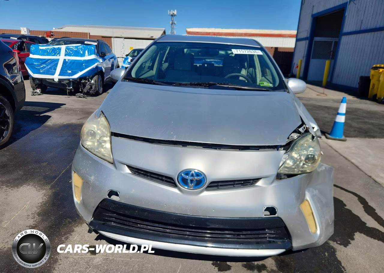 2013 Toyota Prius Two VIN:JTDKN3DU4D5660415 - 5