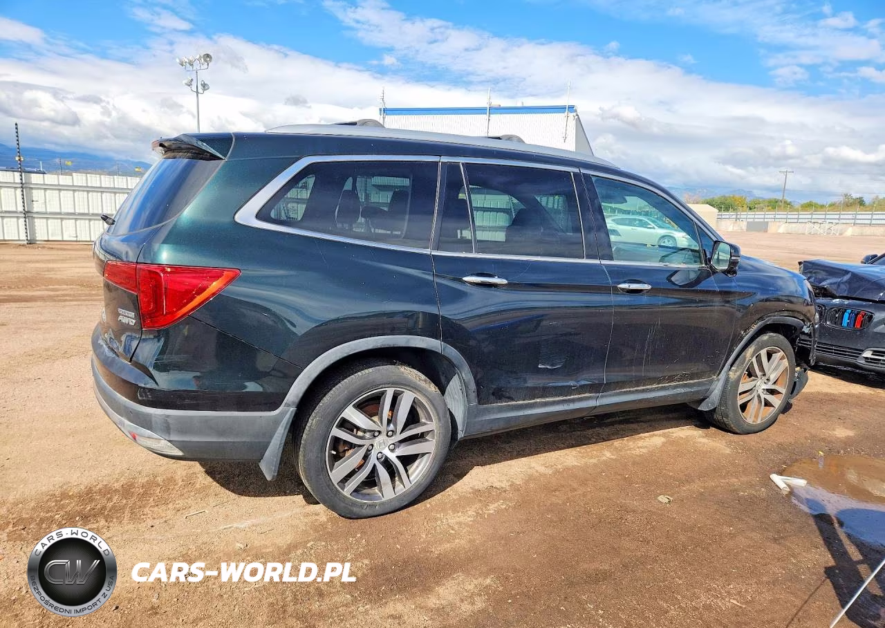 2016 Honda Pilot Touring VIN:5FNYF6H96GB094467 - 3