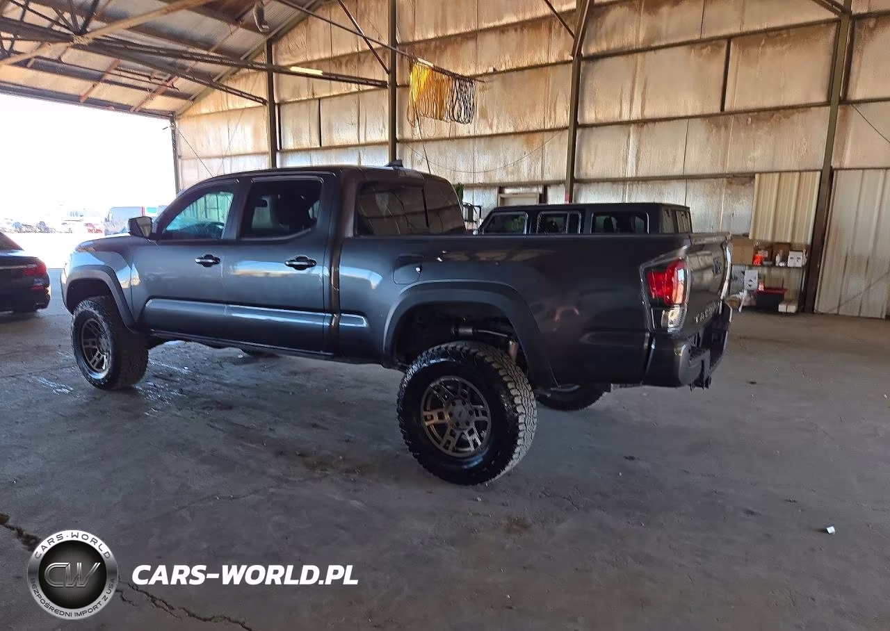 2018 Toyota Tacoma Trd Off-Road VIN:3TMDZ5BN6JM042135 - 2