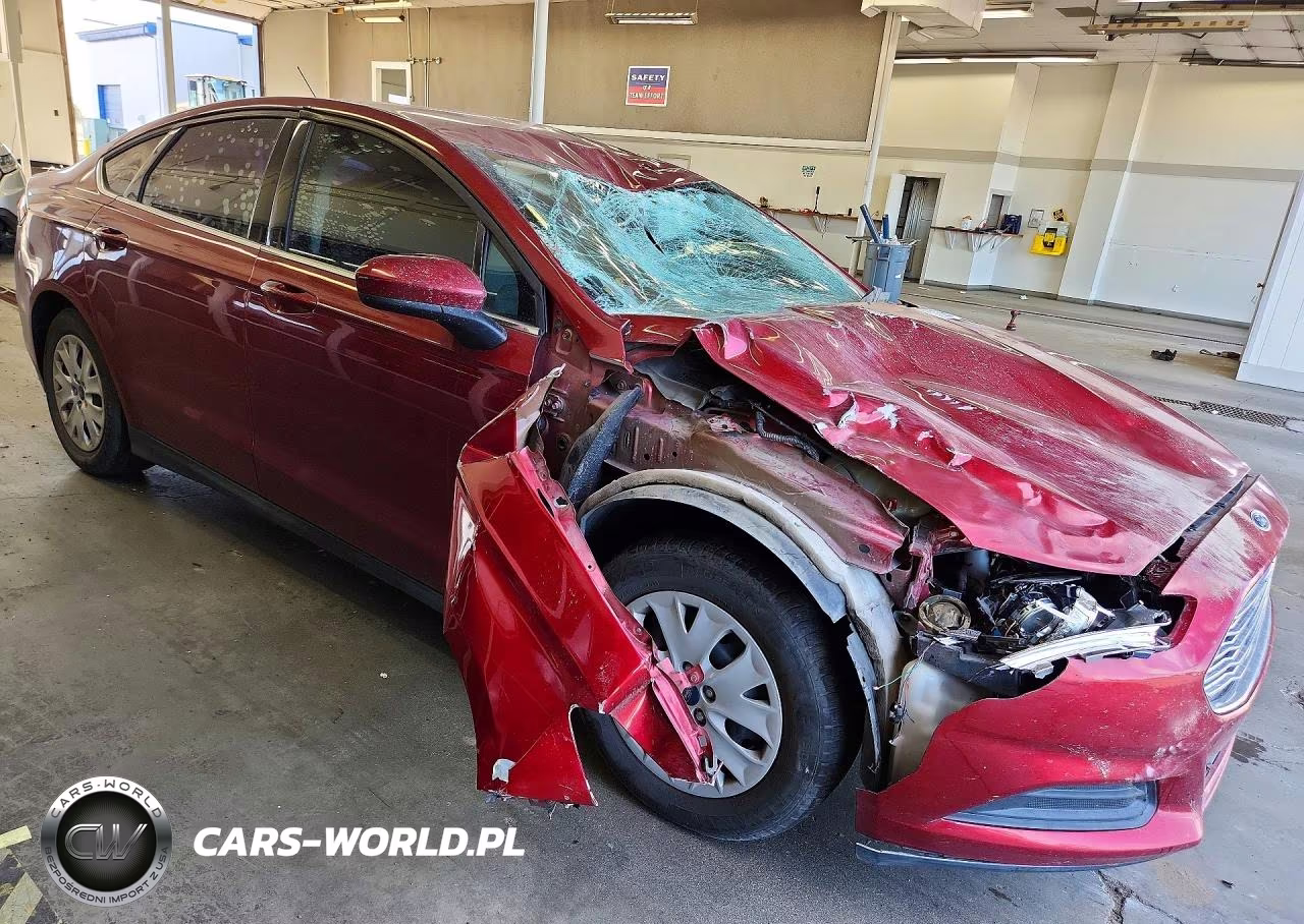 2013 Ford Fusion S VIN:3FA6P0G71DR344473 - 4