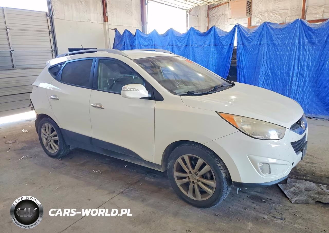 2012 Hyundai Tucson Limited VIN:KM8JU3AC6CU318278 - 4