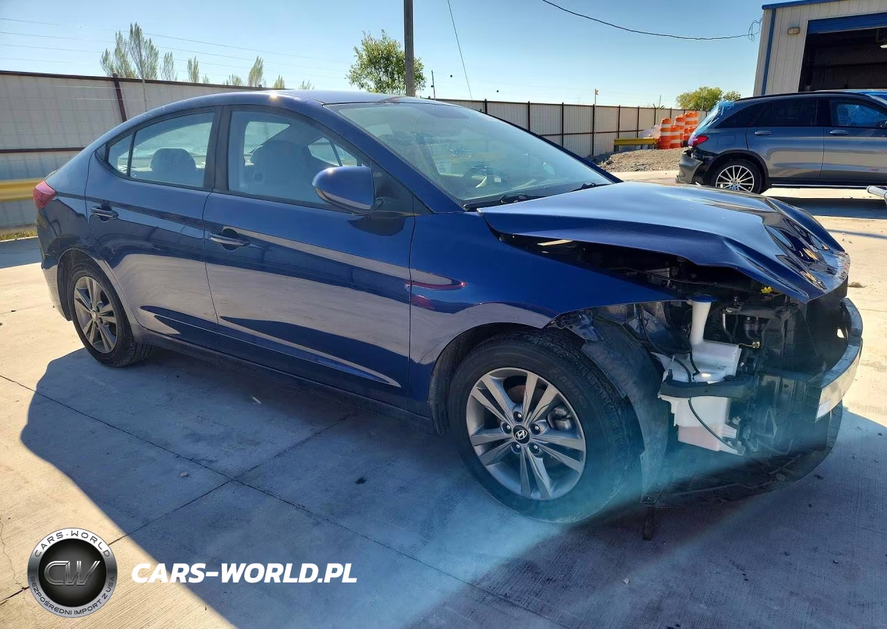 2018 Hyundai Elantra Sel VIN:5NPD84LF2JH343026 - 4