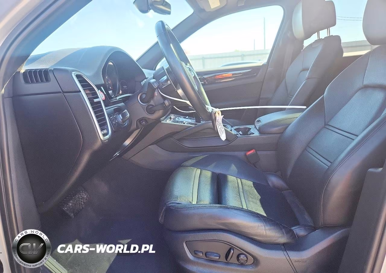 2023 Porsche Cayenne Base VIN:WP1AA2AY9PDA10951 - 7