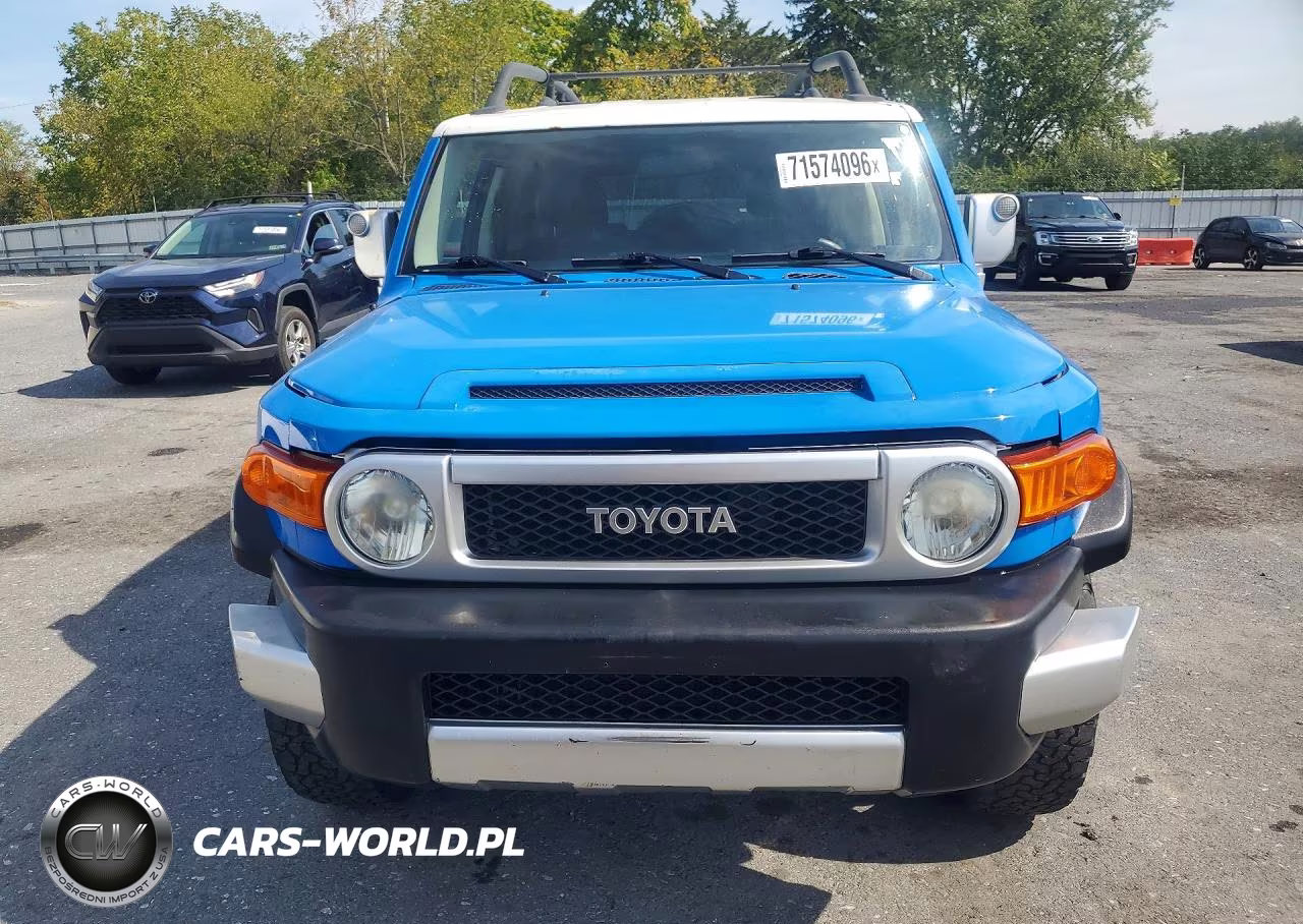 2007 Toyota Fj Cruiser Base VIN:JTEBU11F370026510 - 5