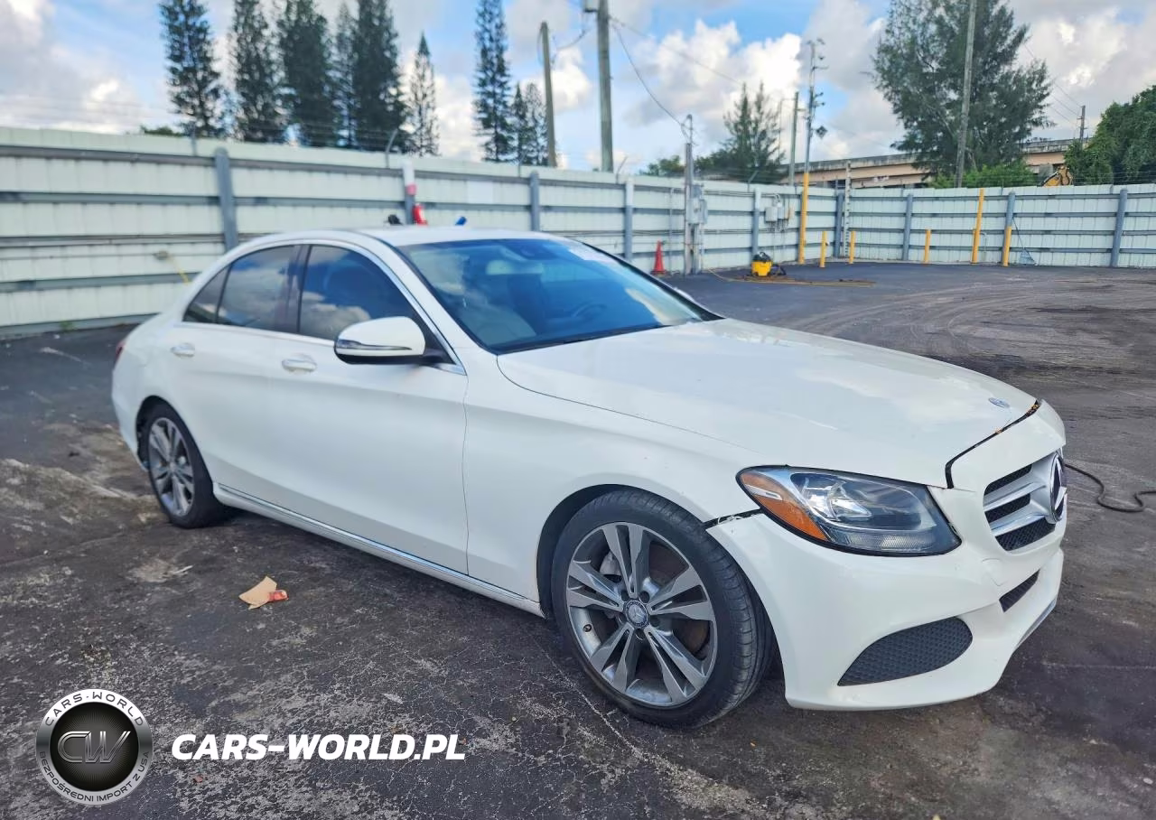 2016 Mercedes-Benz C 300 VIN:55SWF4JB9GU142227 - 4