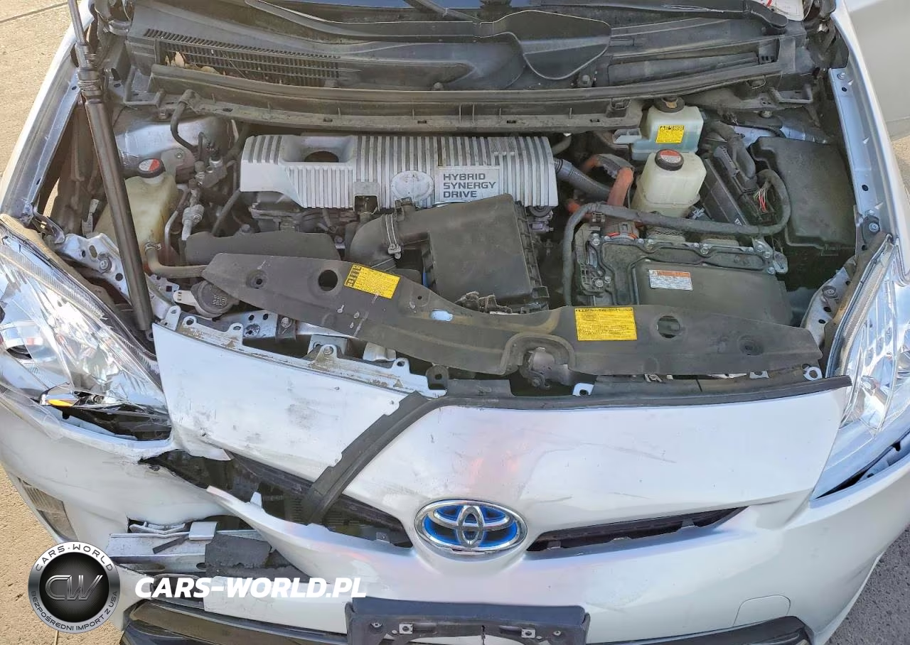 2015 Toyota Prius Two VIN:JTDKN3DU7F1877791 - 11