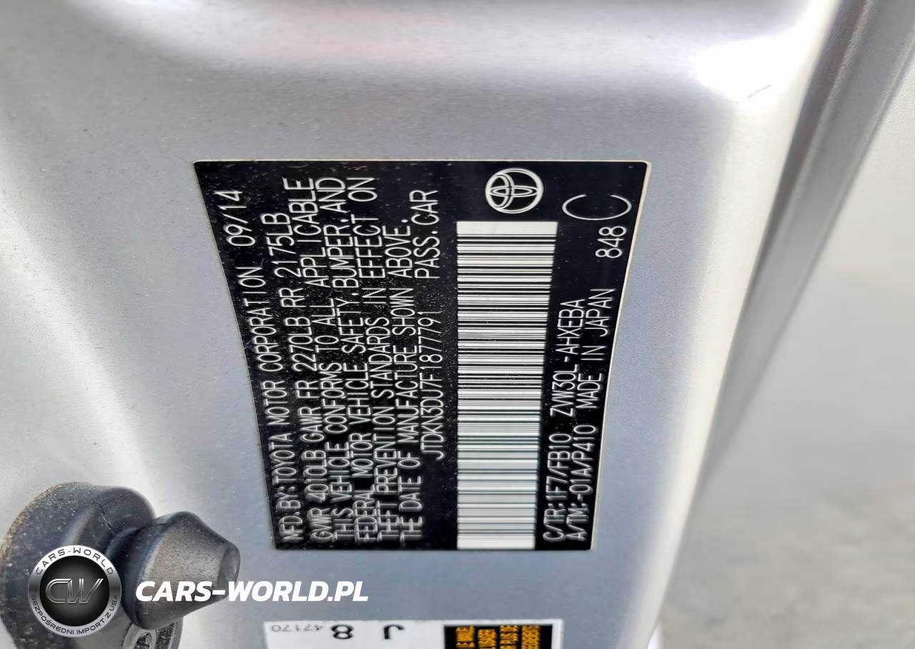 2015 Toyota Prius Two VIN:JTDKN3DU7F1877791 - 12
