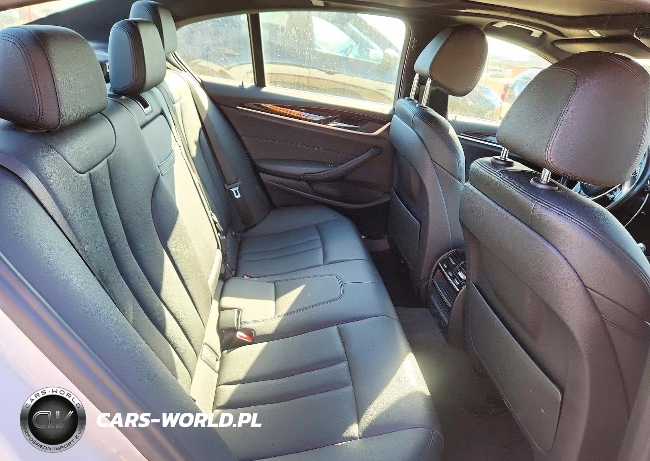 2018 BMW 530 Xi VIN:WBAJA7C52JWA71345 - 10