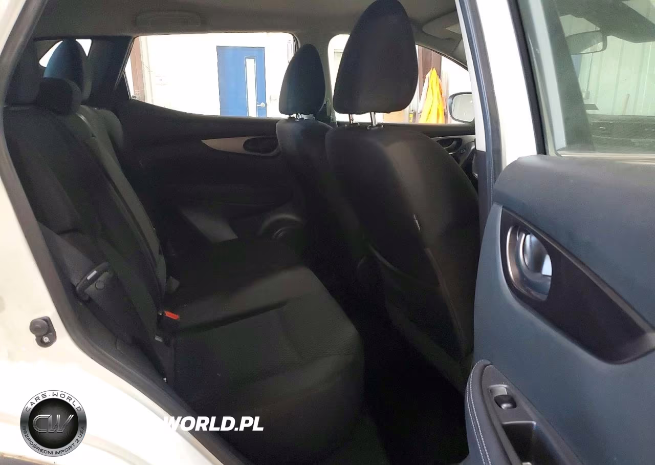 2020 Nissan Rogue Sport S VIN:JN1BJ1CW0LW390159 - 11