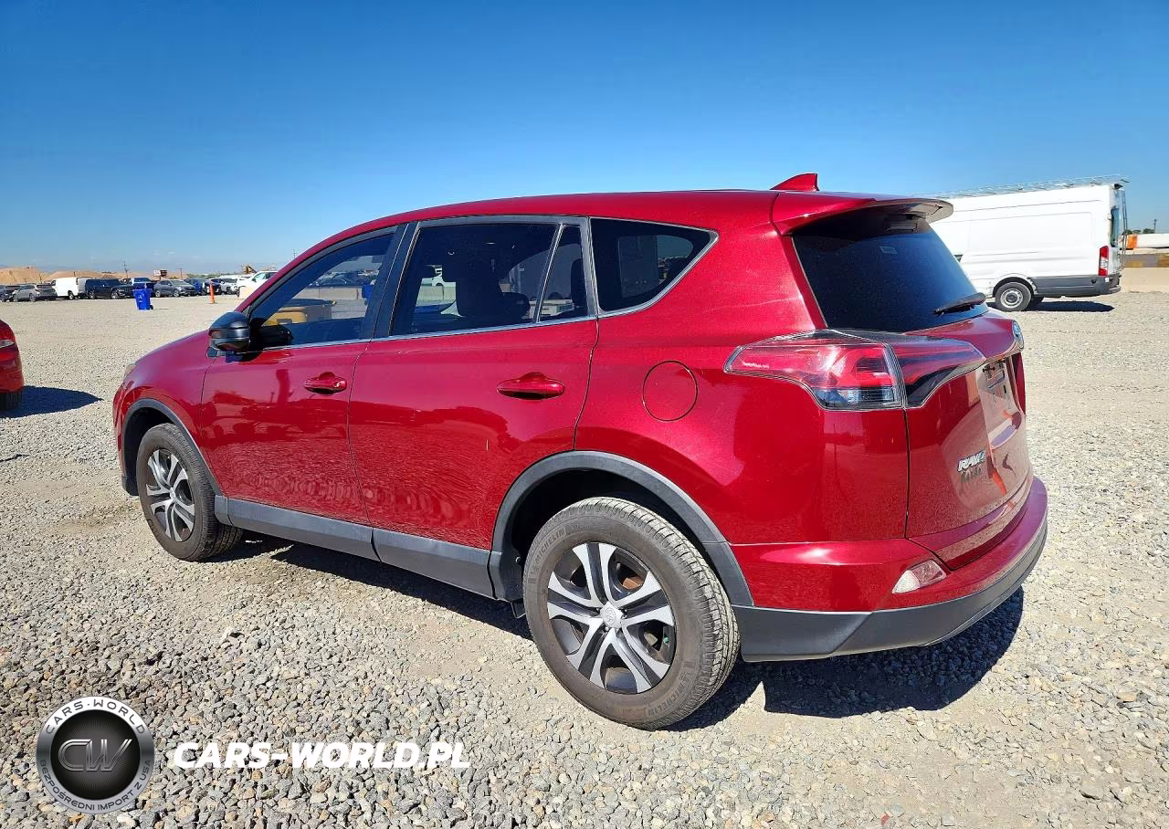 2018 Toyota Rav4 Le VIN:2T3BFREV1JW766090 - 2