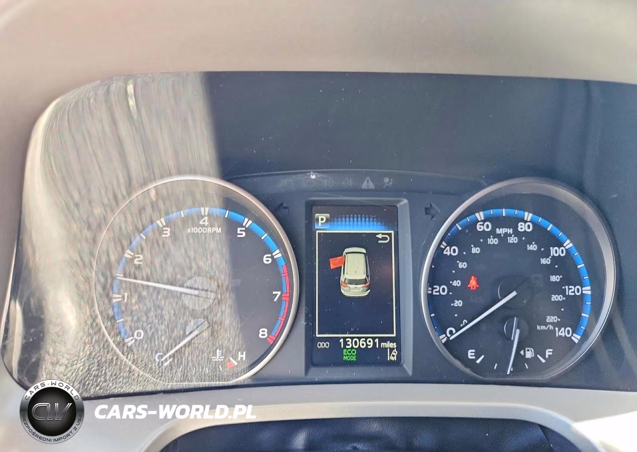 2018 Toyota Rav4 Le VIN:2T3BFREV1JW766090 - 9