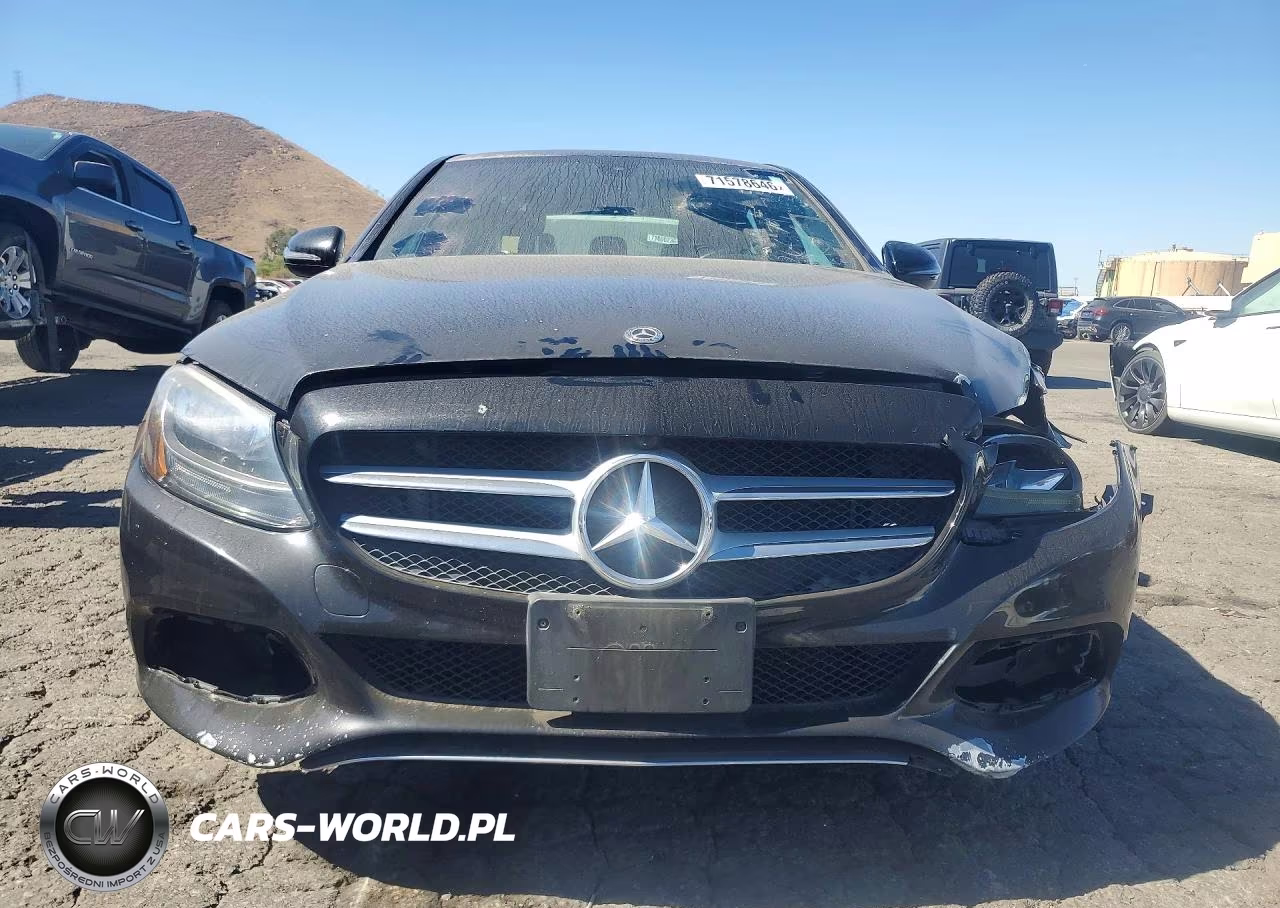 2018 Mercedes-Benz C 300 VIN:55SWF4JB5JU266793 - 5