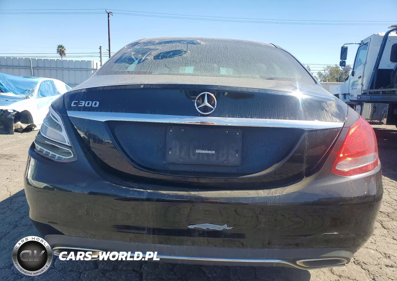 2018 Mercedes-Benz C 300 VIN:55SWF4JB5JU266793 - 6