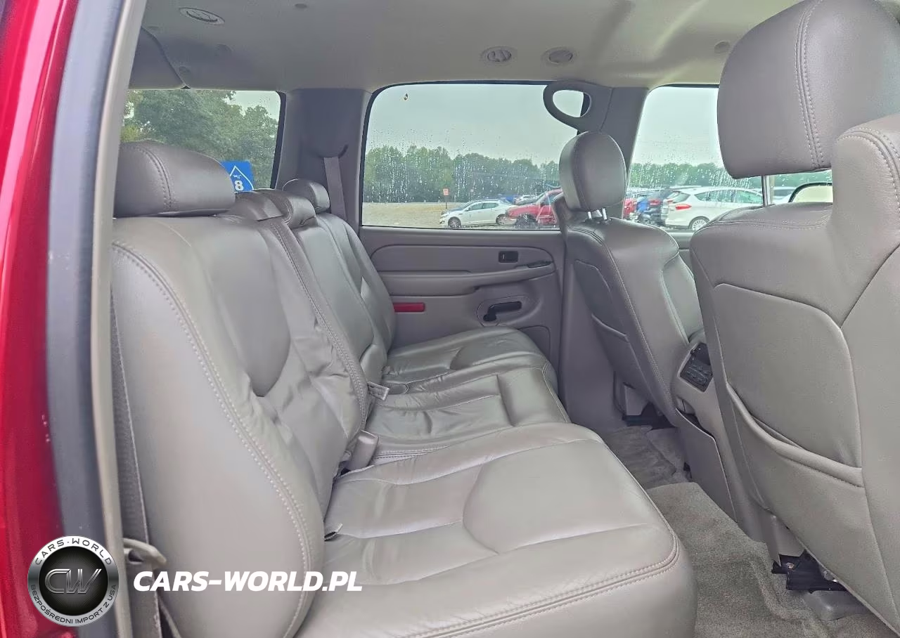 2004 Chevrolet Suburban K1500 VIN:1GNFK16Z04R110975 - 11