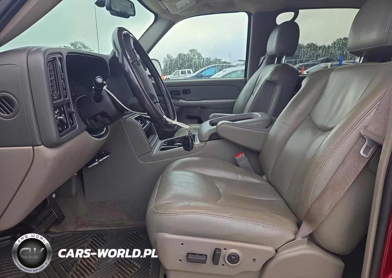 2004 Chevrolet Suburban K1500 VIN:1GNFK16Z04R110975 - 7
