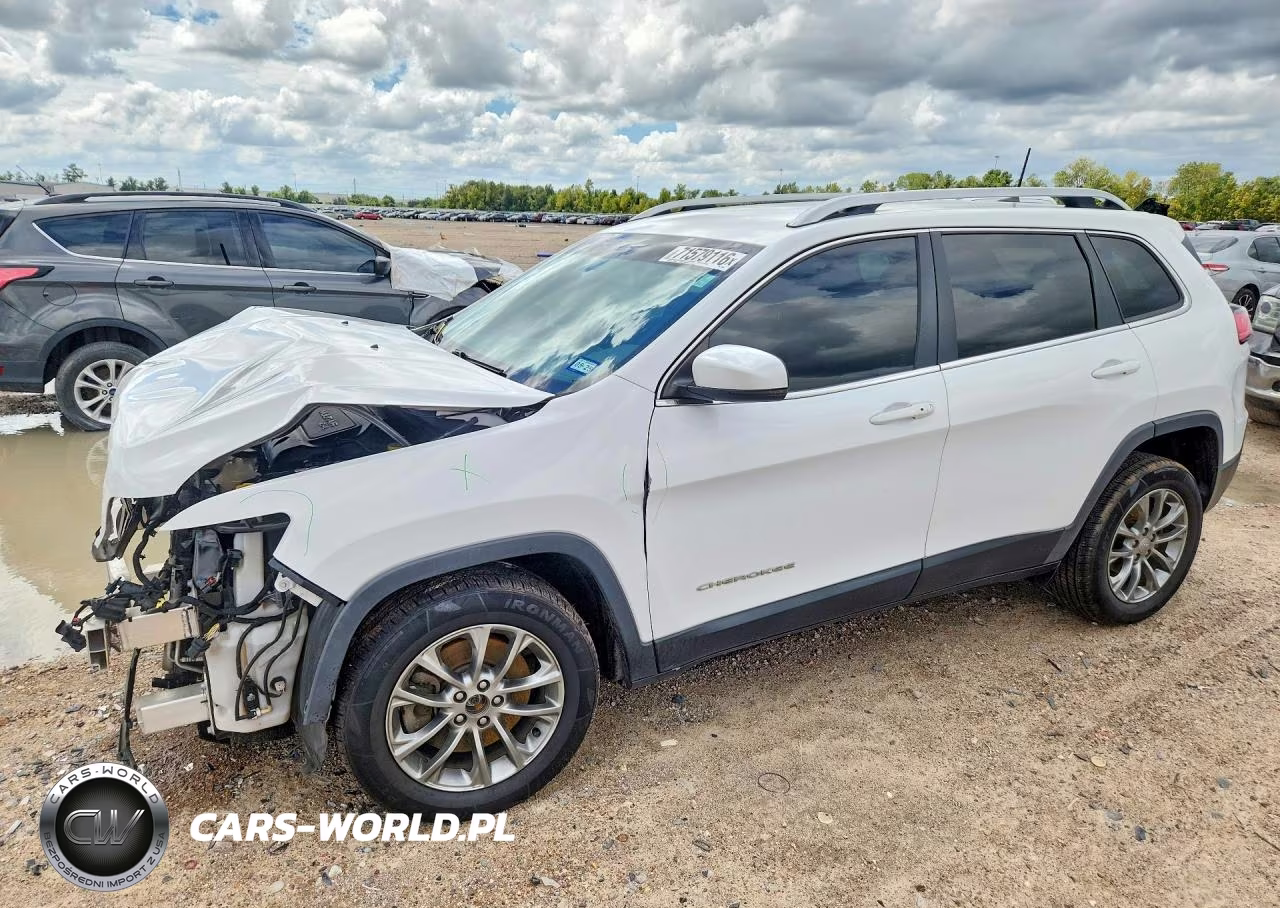 2020 Jeep Cherokee Latitude Plus – zdjęcie 1 z 13