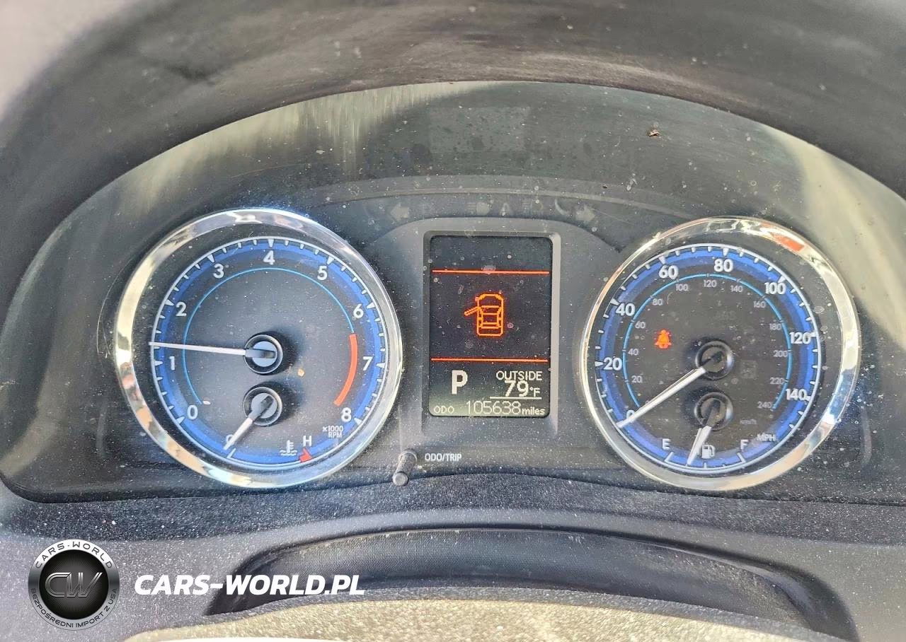 2018 Toyota Corolla Le VIN:5YFBURHE0JP749504 - 9