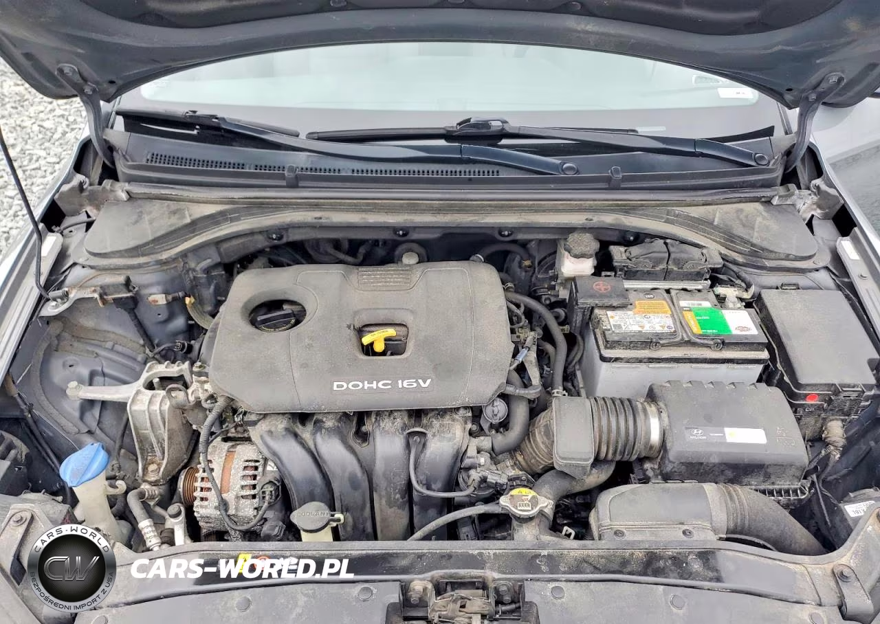 2018 Hyundai Elantra Value Edition VIN:KMHD84LF7JU666098 - 11