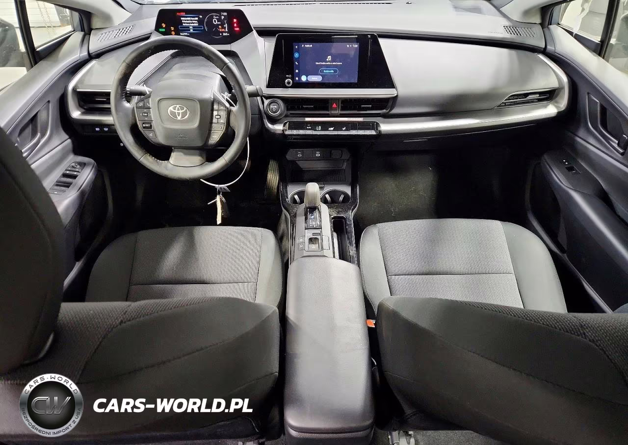 2025 Toyota Prius Le VIN:JTDACAAU9S3054787 - 8