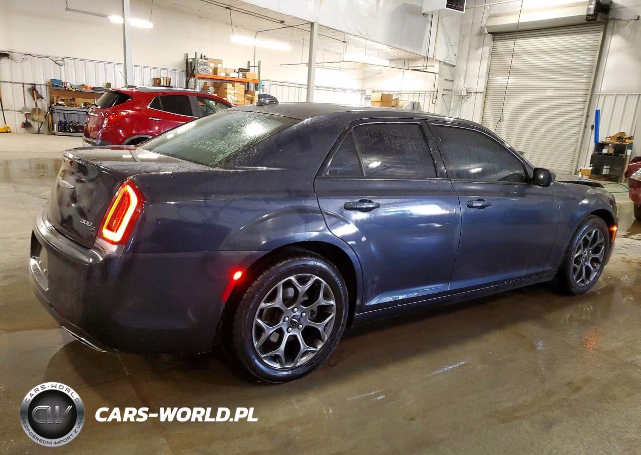 CHRYSLER 300 S VIN:2C3CCAGG5JH300521 - 3