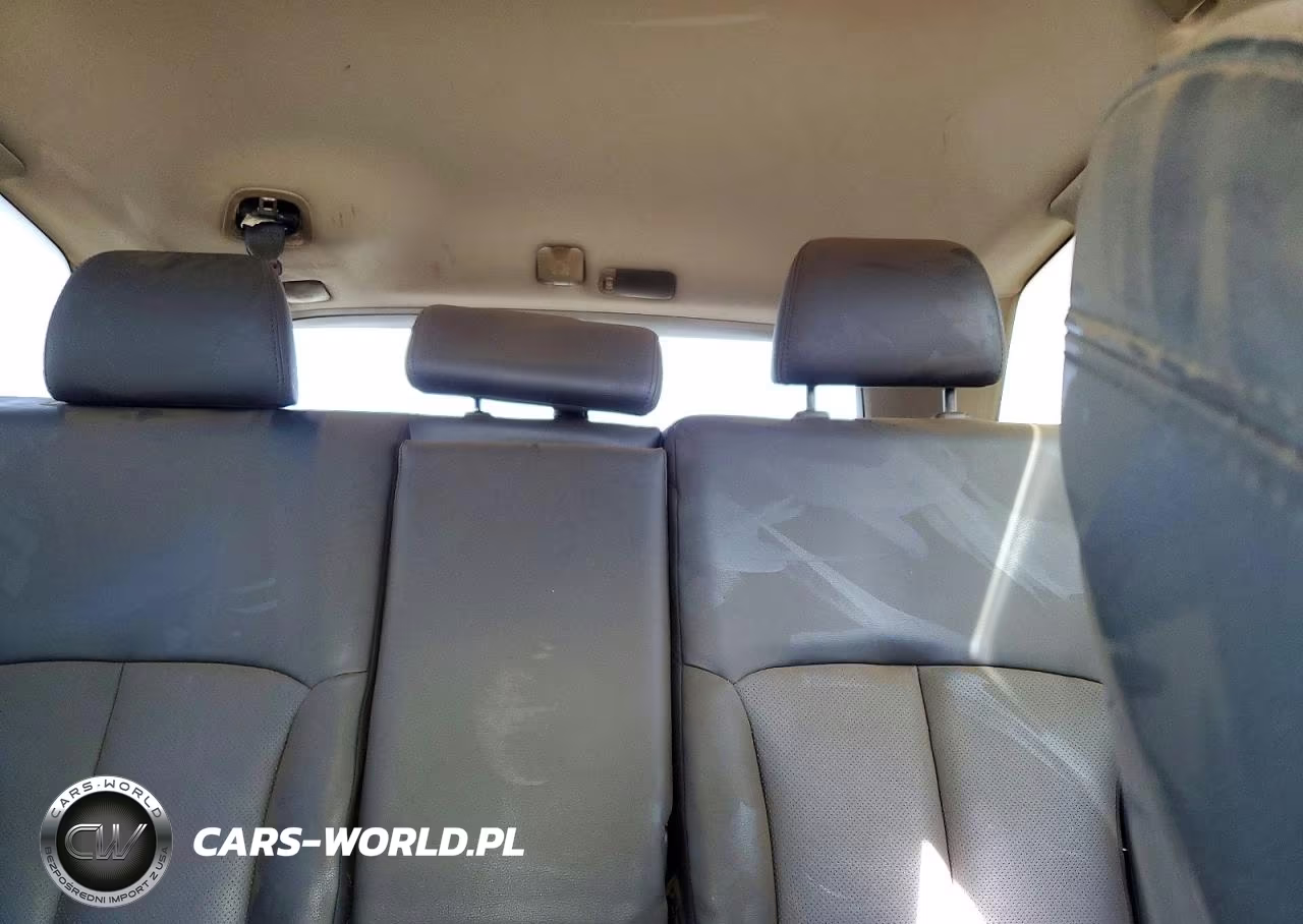 2012 Subaru Outback 3.6R Limited VIN:4S4BRDKC4C2231484 - 10