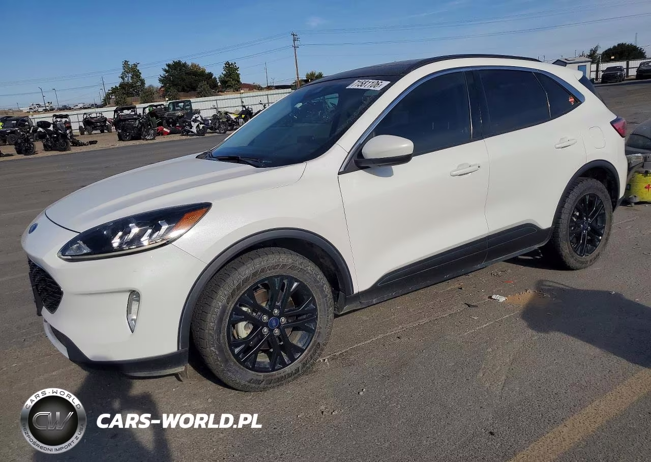 2020 Ford Escape Sel