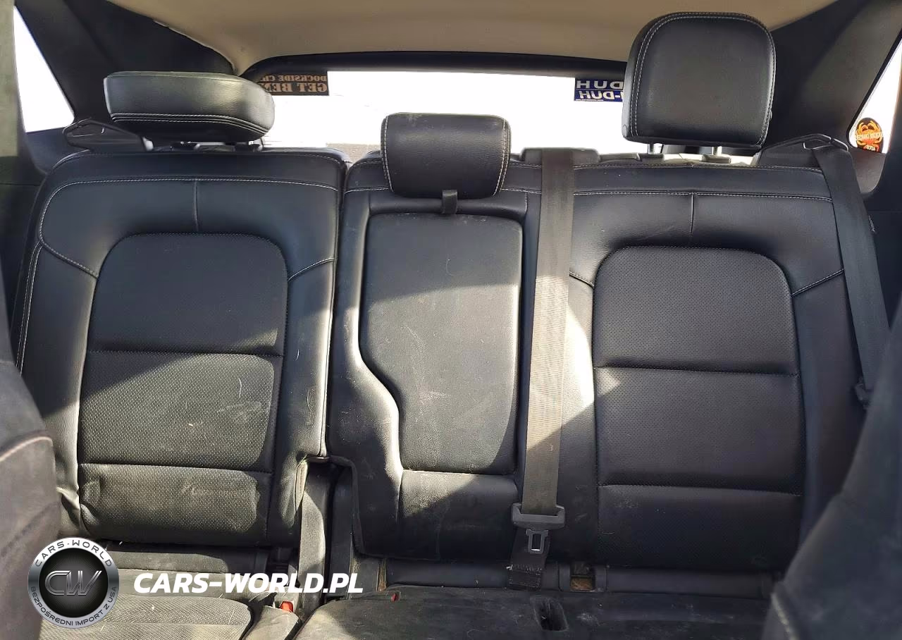 2020 Ford Escape Sel VIN:1FMCU9H66LUB42537 - 10